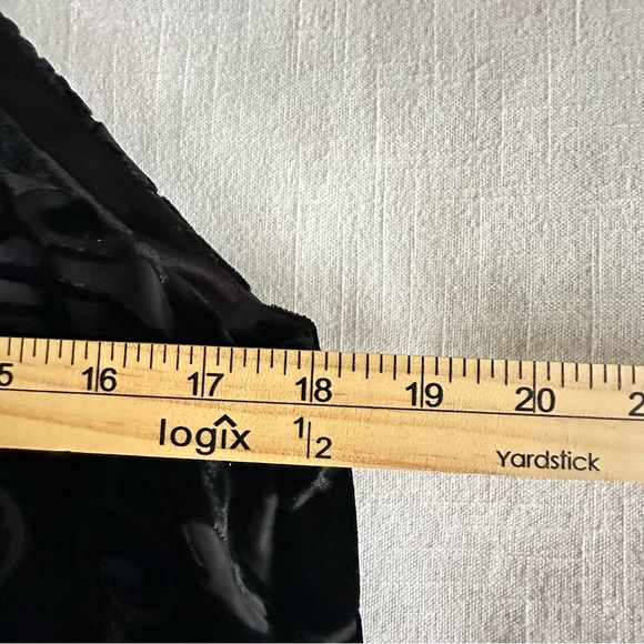 AB Studio Dress Womens 8 Black Velvet Burnout Halter Sleeveless Cocktail Party - Picture 7 of 11